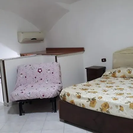 Emanuela Spagnoli Bed & Breakfast Naples